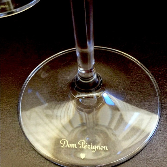 2 Official Dom Perignon Glasses, beautiful, cheers - Picture 2 of 2